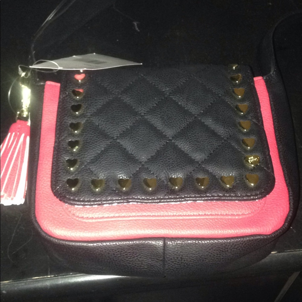 Red and black purse